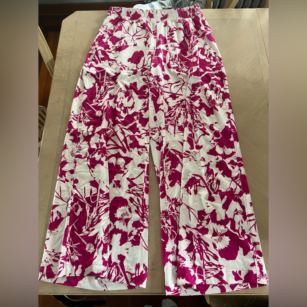 lululemon athletica White and Magenta Floral Palazzo Pants